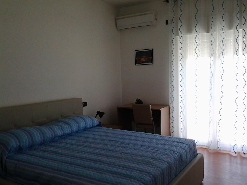 B&B SportФоджа Стая снимка