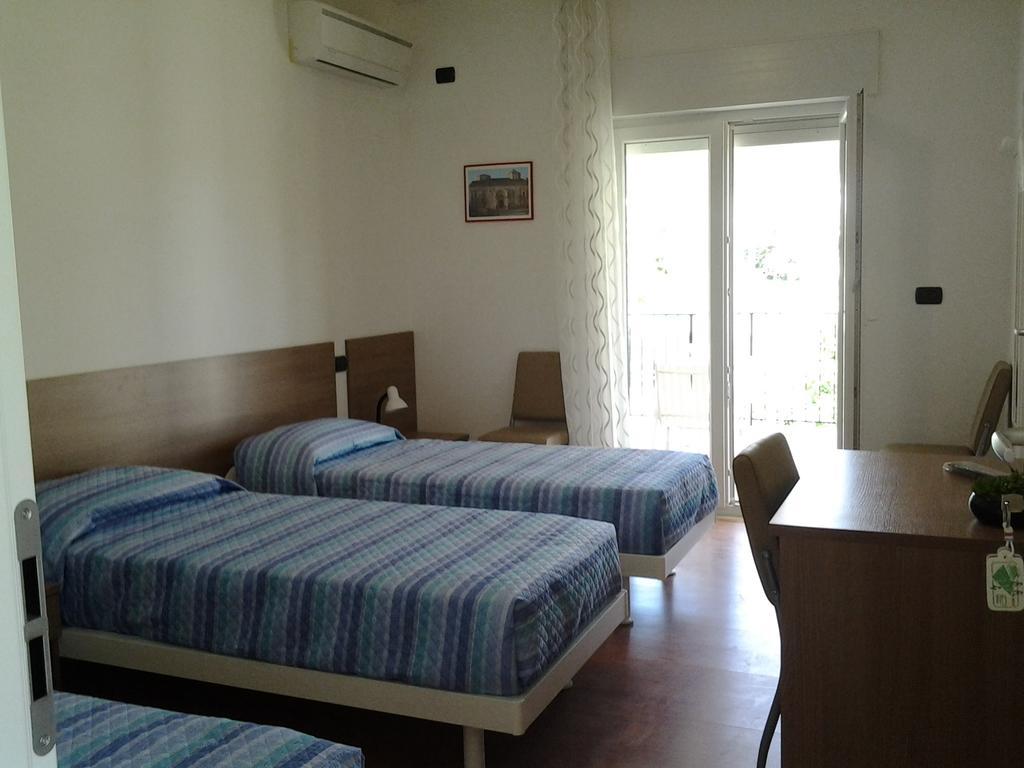 B&B SportФоджа Стая снимка